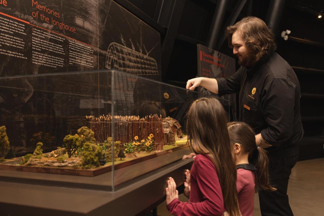 Hotel-Musee Premieres Nations Wendake ภายนอก รูปภาพ